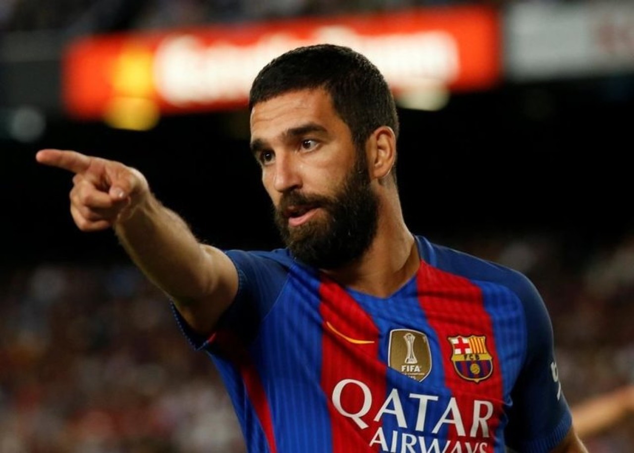 Arda Turan'dan Satılık Villa