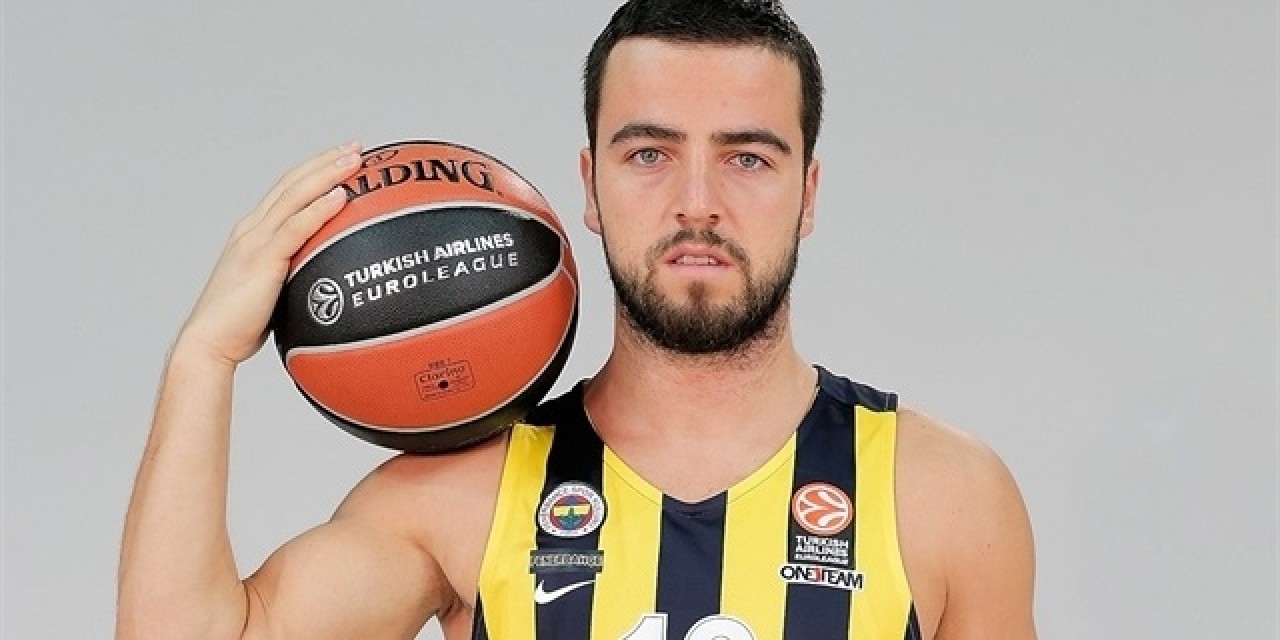 Basketbolcu Melih Mahmutoğlu Fikirtepe Mağduru Oldu