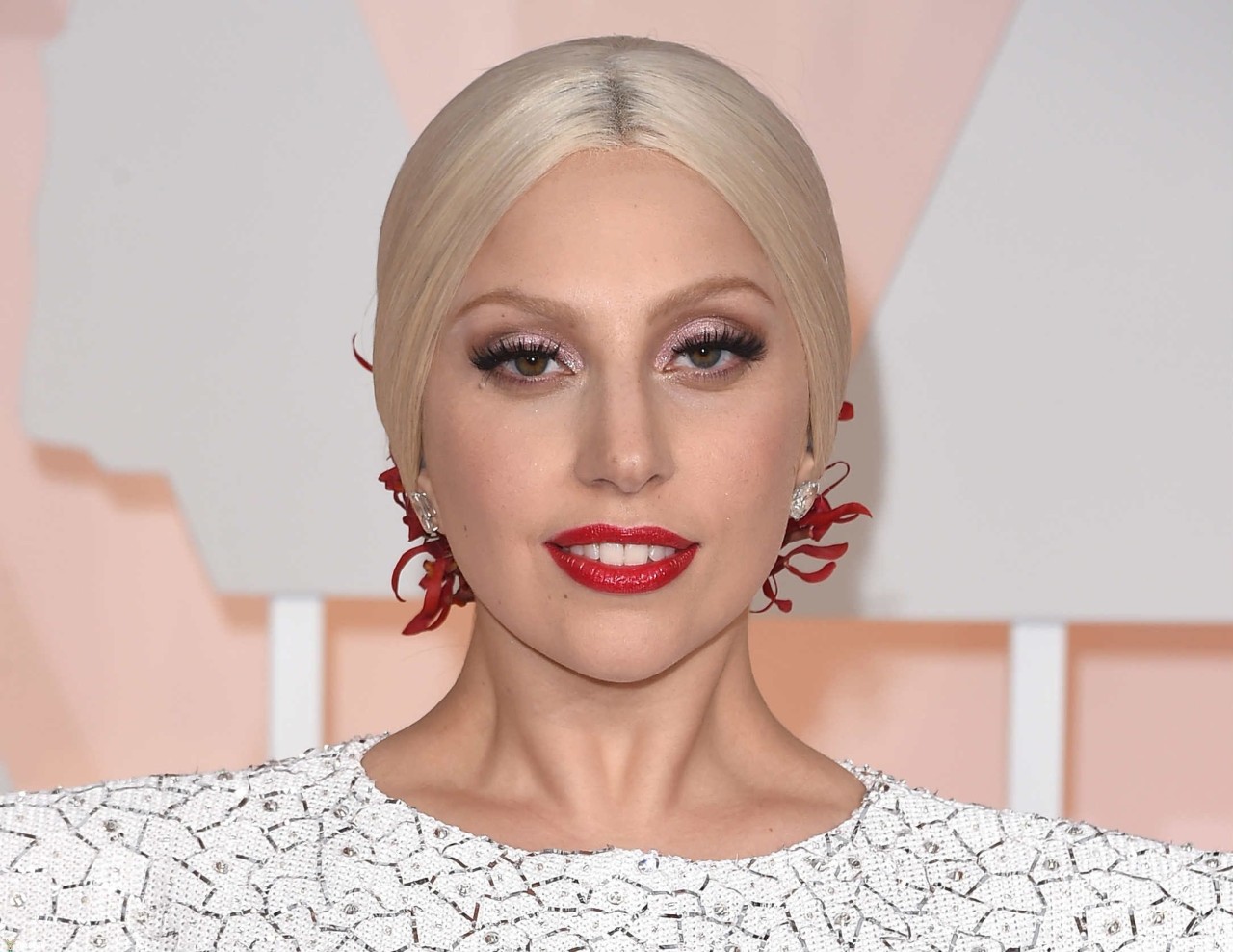 Lady Gaga New York'ta 75 Bin Dolara Ev Kiraladı