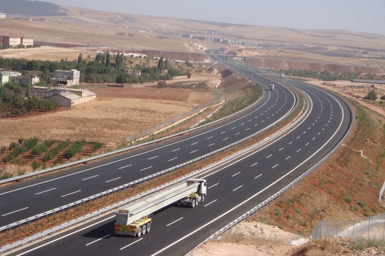 İstanbul – İzmir Otoyolu'nun Yüzde 95'i Tamamlandı