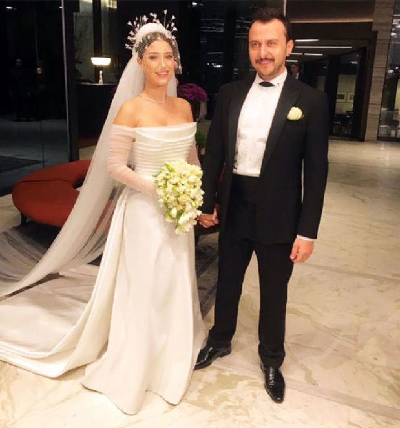 Hazal Kaya ve Ali Atay Zekeriyaköy'de Villa Arıyor