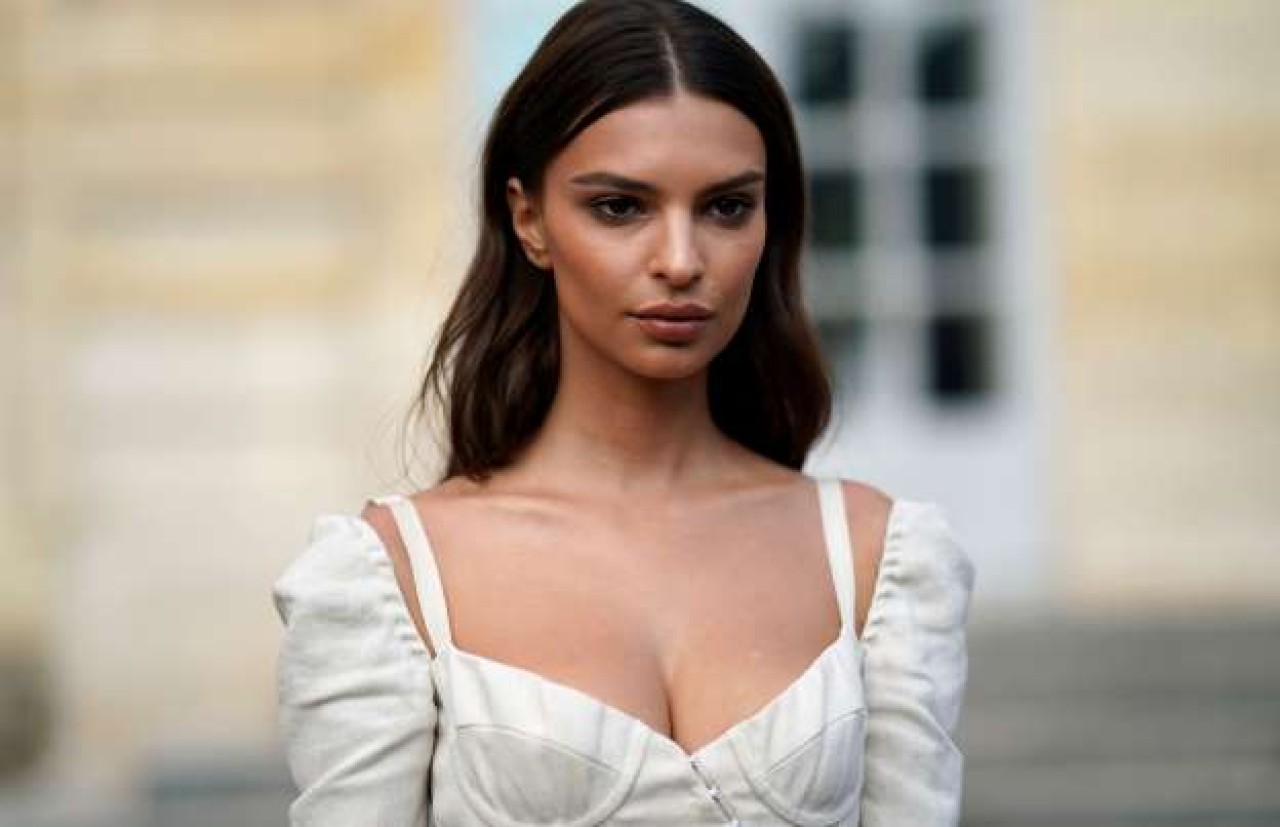 Emily Ratajkowski Komşularıyla Kavgalı