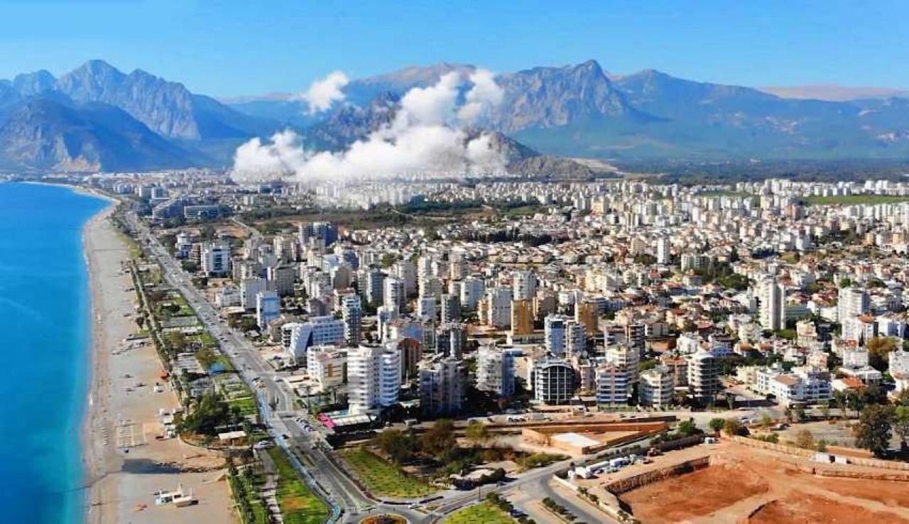 Ruslar Geldi, Antalya'da Satılık-Kiralık Konut Kalmadı