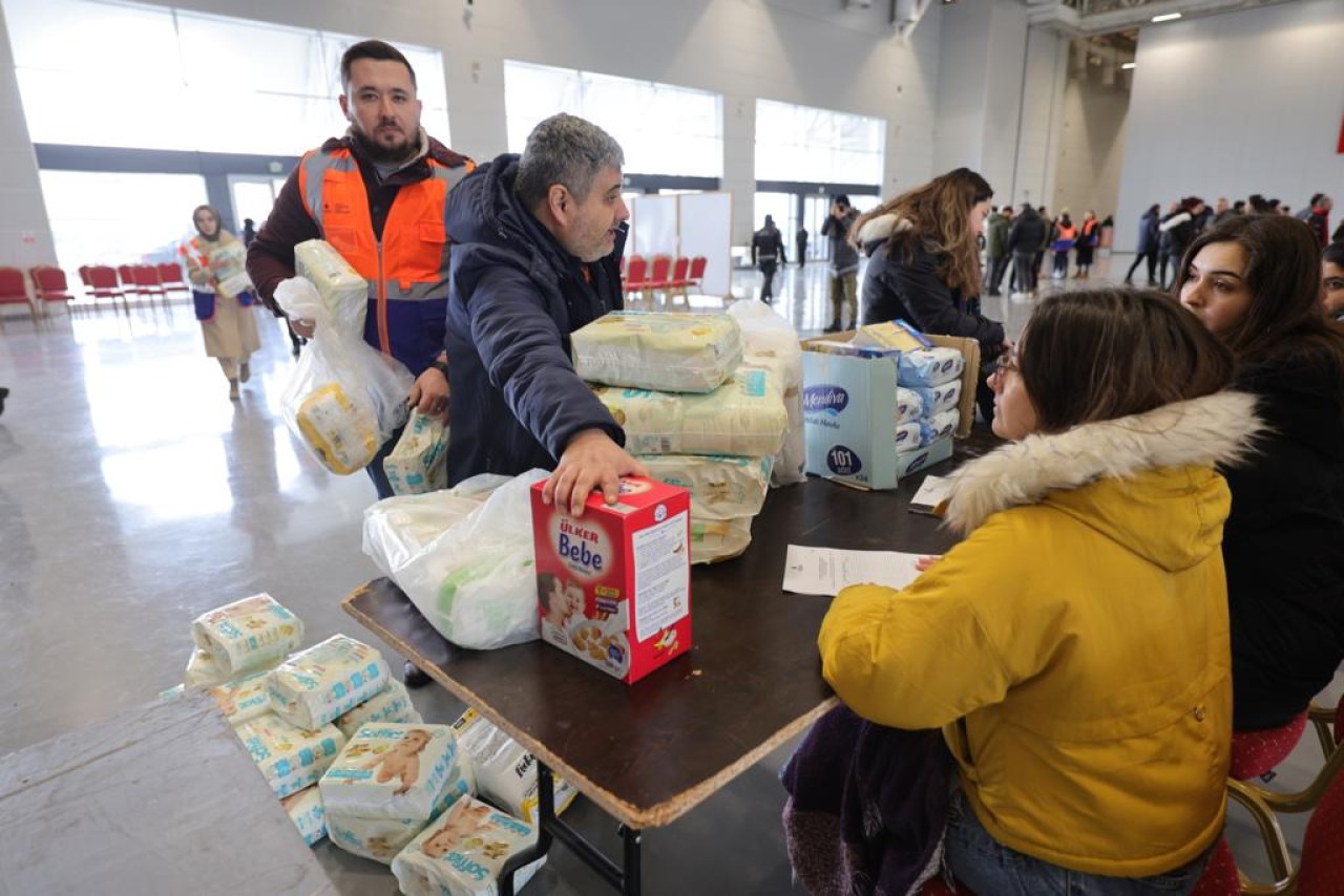 İBB Afet Yardım Kampanyası Başlattı