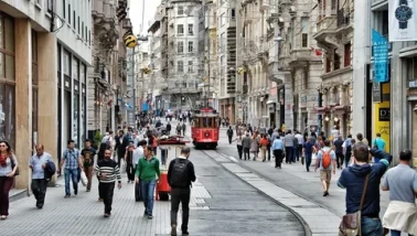 Üç ana caddede kiralama hacmi son 10 yılın dibinde