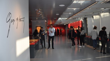 Folkart Gallery’deki Atatürk Sergisi Uzatıldı