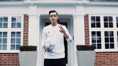 Mesut Özil'in Londra'daki Lüks Evi Görüntülendi