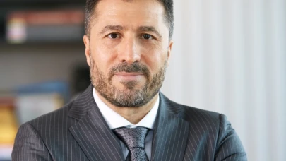 “Sanayicinin deprem ve üretim kaygısını güvenli ve teknolojik ticarethanelerle çözebiliriz”