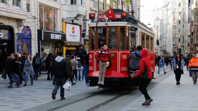 İstiklal Caddesi Yenilendi