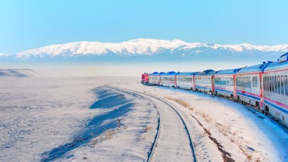 Kars-Erzurum Turistik Ekspresi İlk Seferine Başlıyor