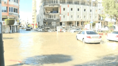 Depremin Ardından Deniz Suyu Yükseldi