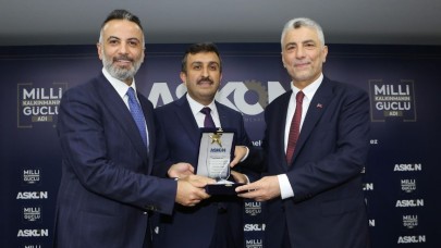 İsra Holding'e ''Yılın En Başarılı Holding''i Ödülü