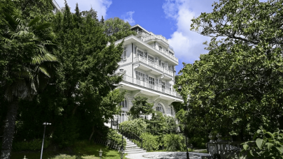 TMSF Koza-İpek Holding'e Ait Yalıyı Satışa Çıkarıyor