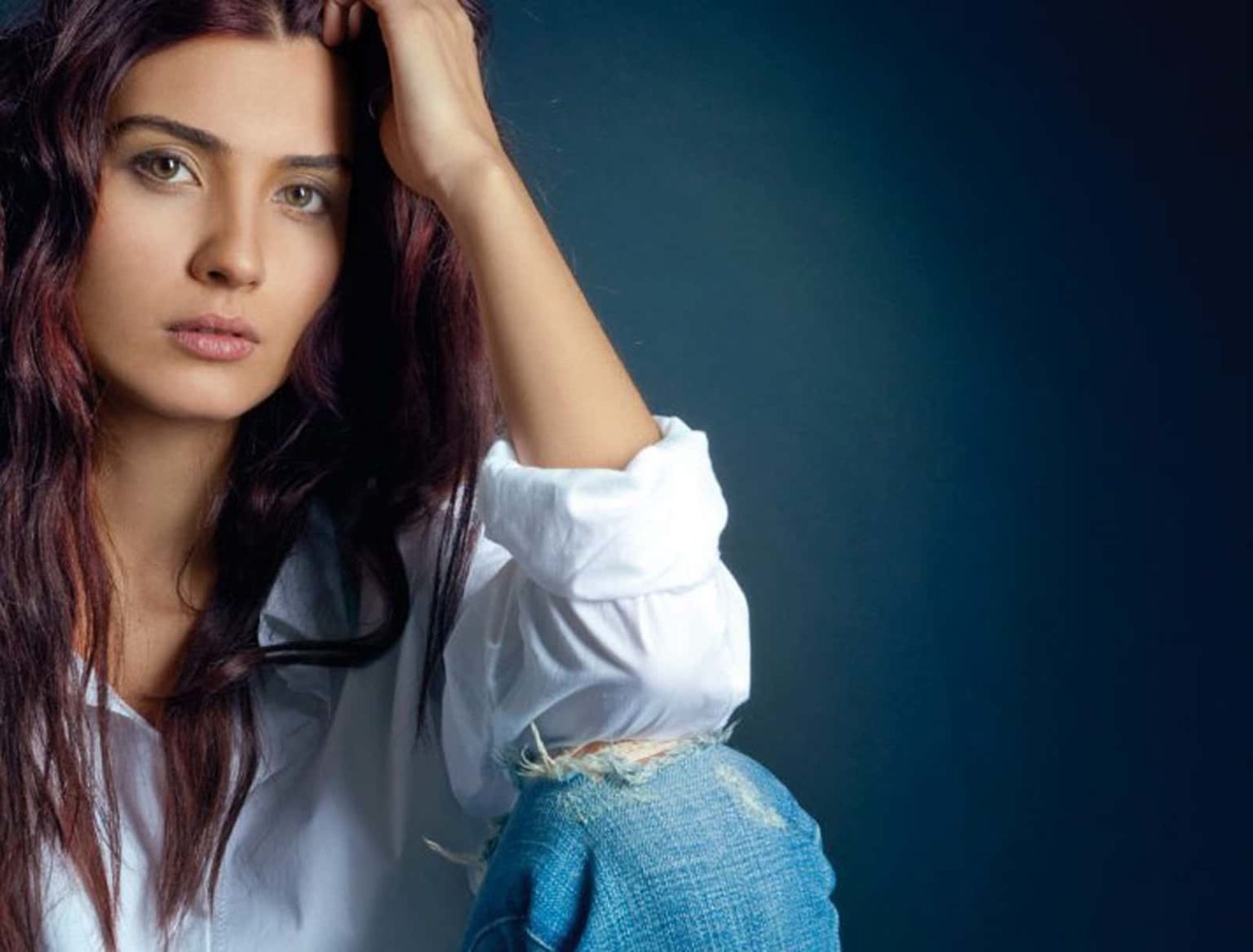 Tuba Büyüküstün�den Yeni Aşkına Aylık 3 Bin Dolara Ev Emlak Project