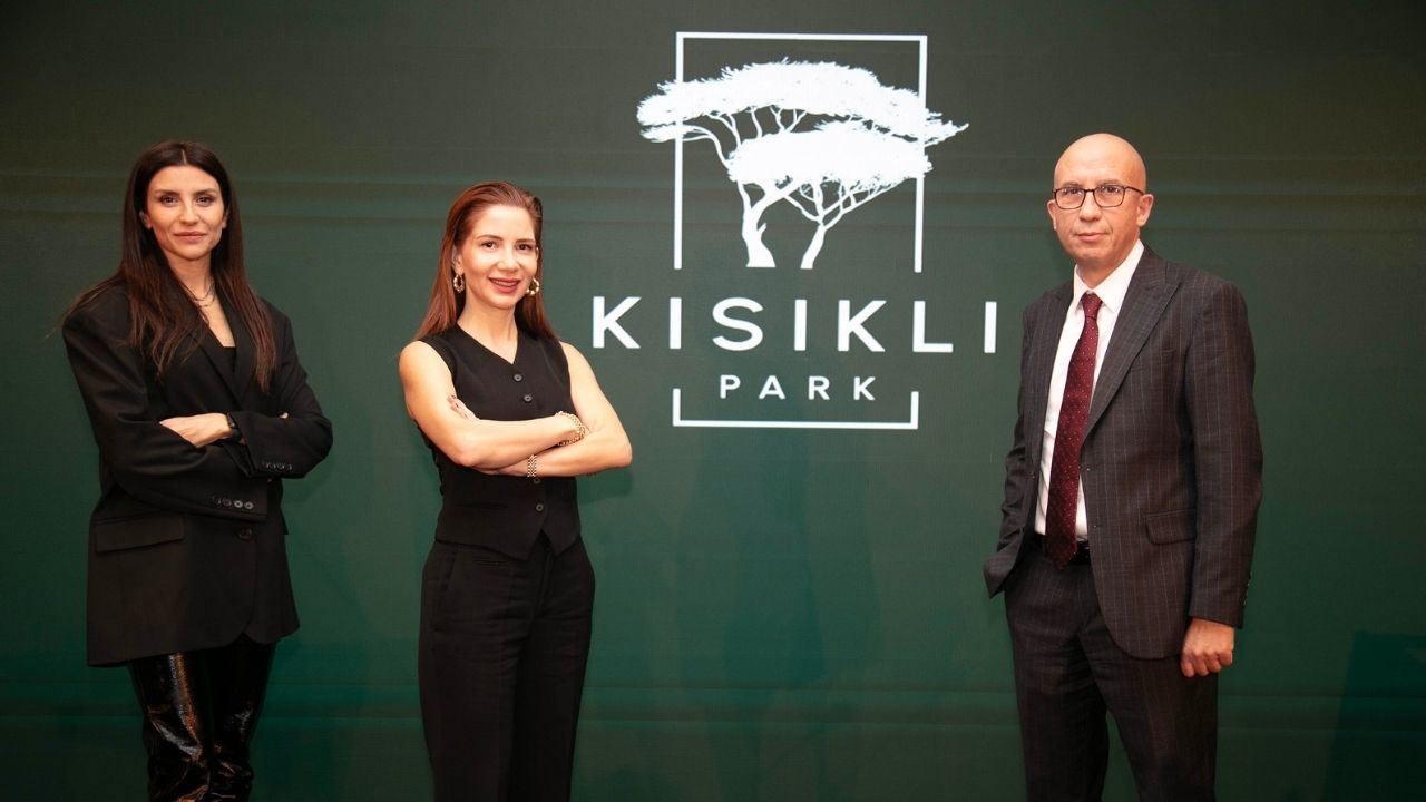 Aybala Öz_Meriç Kibar_Okan Sargın